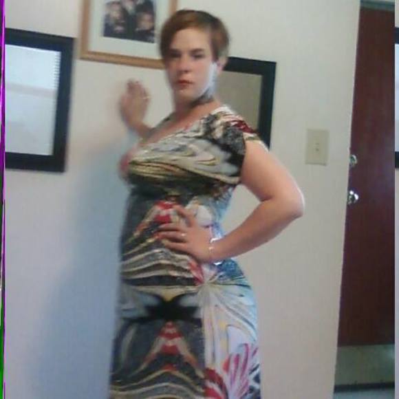 Meet your Posher, Christy - Picture 1 of 1